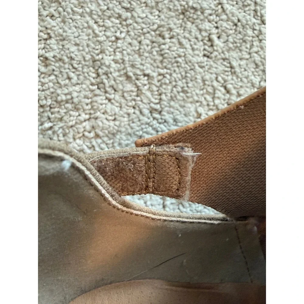 Qupid Taupe Suede Cutout Ankle Bootie Heel Sz 6 –‎ Cute Western Boho Vibes